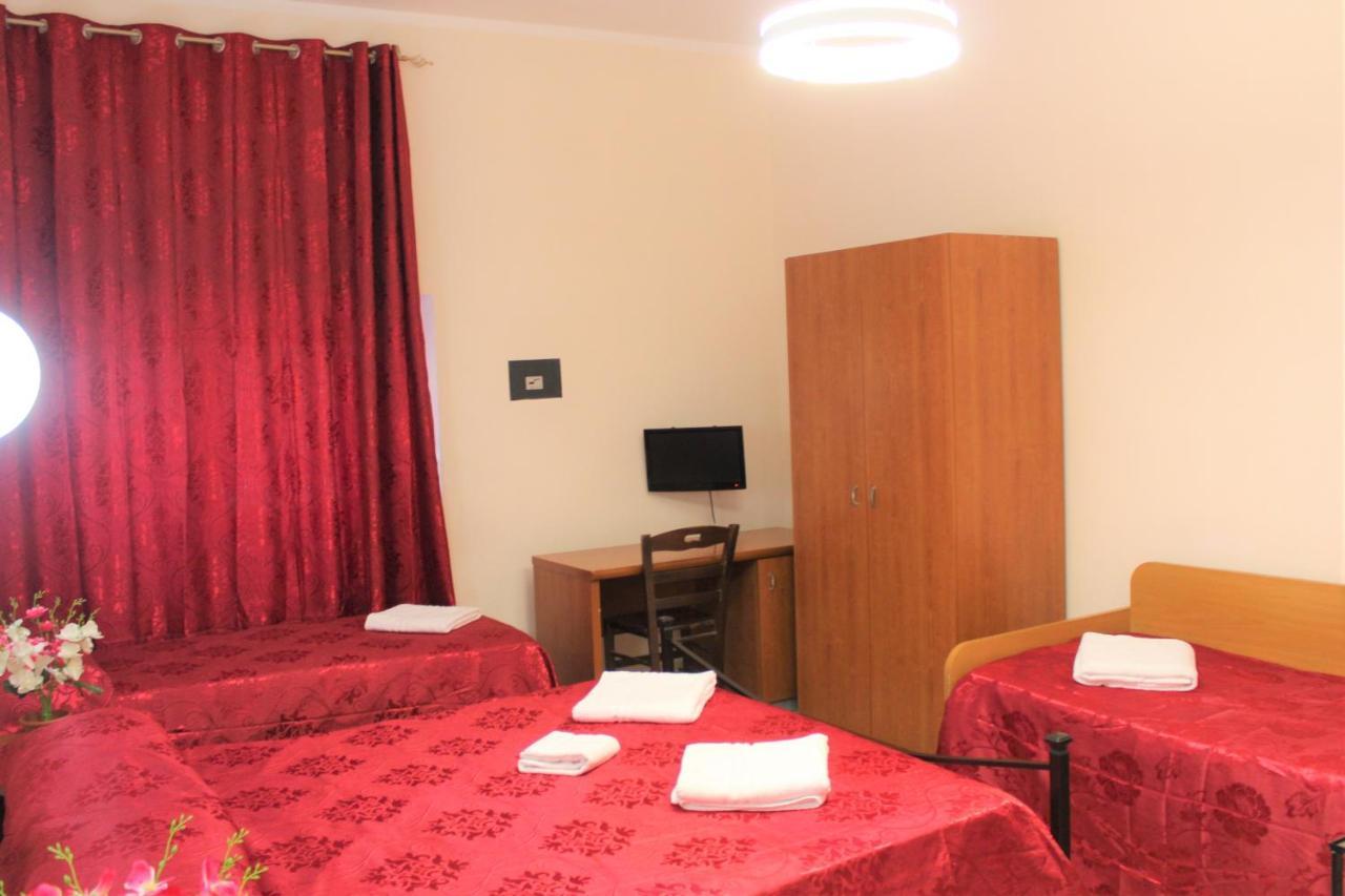 רומא Hotel Eurorooms מראה חיצוני תמונה