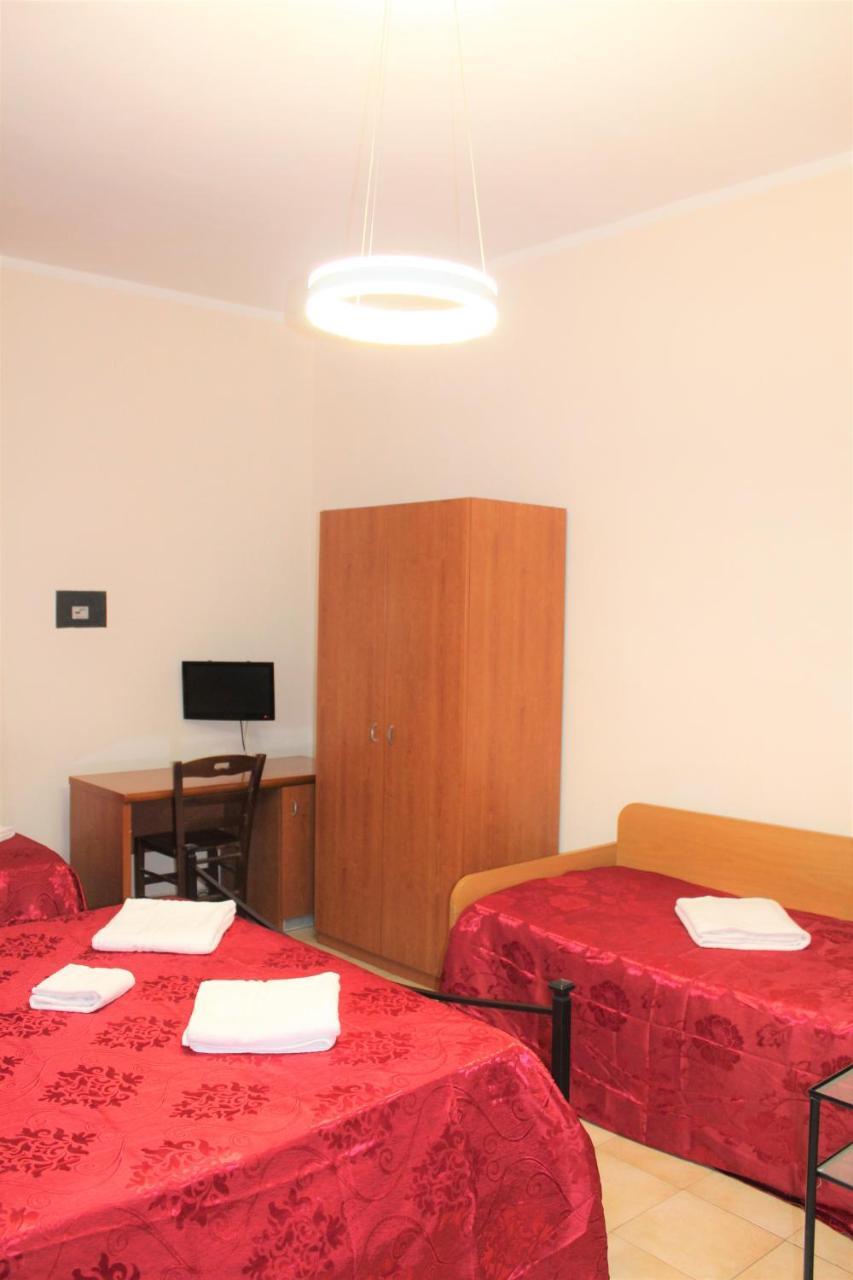 רומא Hotel Eurorooms מראה חיצוני תמונה